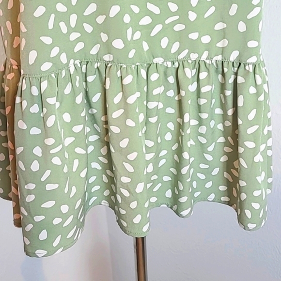 Staccato Sleeveless Green & White Speckled Mini-Dress w/Ruffled Hem, Size Large - Picture 6 of 9